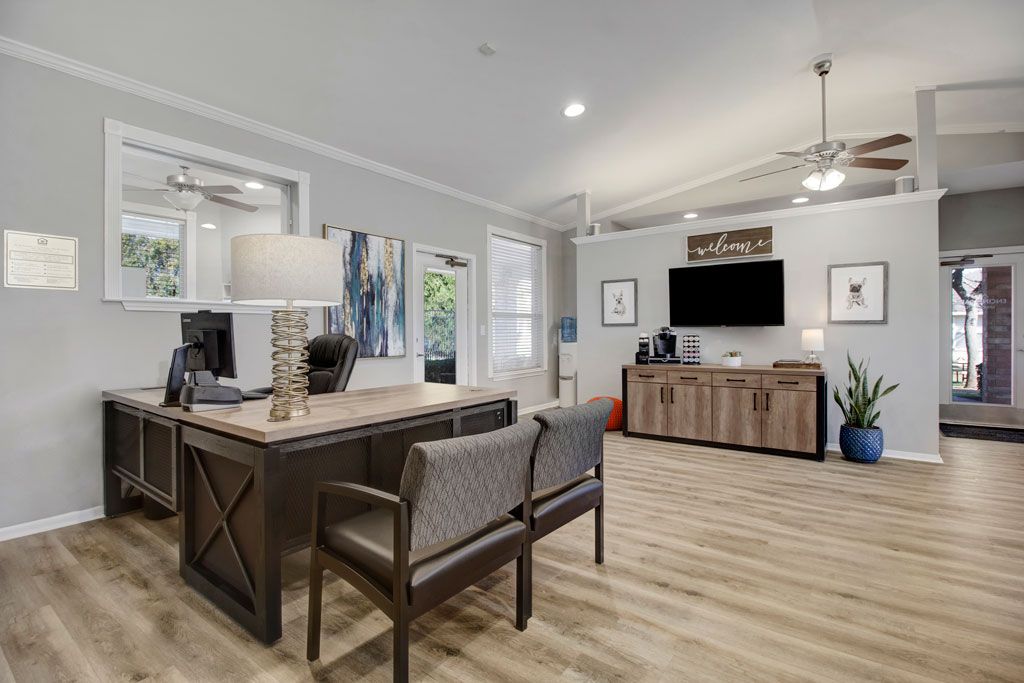 Encino Park apartments community lounge and business center with coffee bar